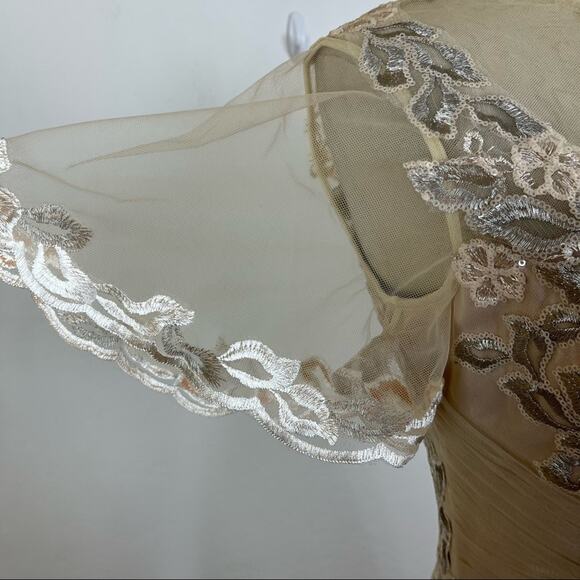 Teri Jon by Rickie Freeman Cream Tulle Sequin Jeweled Dress - Picture 4 of 10